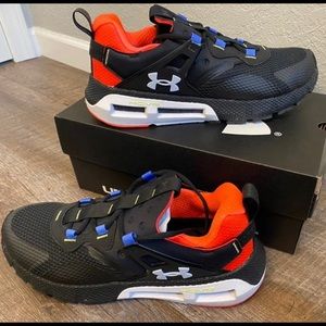 NIB Under Armour Hovr Mega Movement tennis shoes, mens 12 UA Black, Blue, Orange